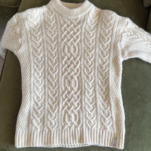 100% Wool Authentic Fisherman Sweater - Picture 6 of 6